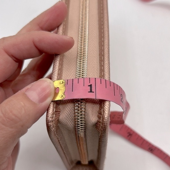 Sephora Rose Gold Make Up Case Bag with Zipper Closure - Picture 10 of 10